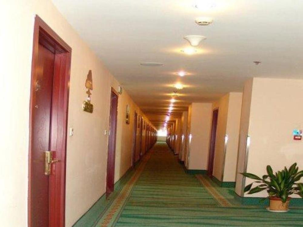 Greentree Inn Liaoning Dalian Wangjia Qiao Business Hotel Экстерьер фото