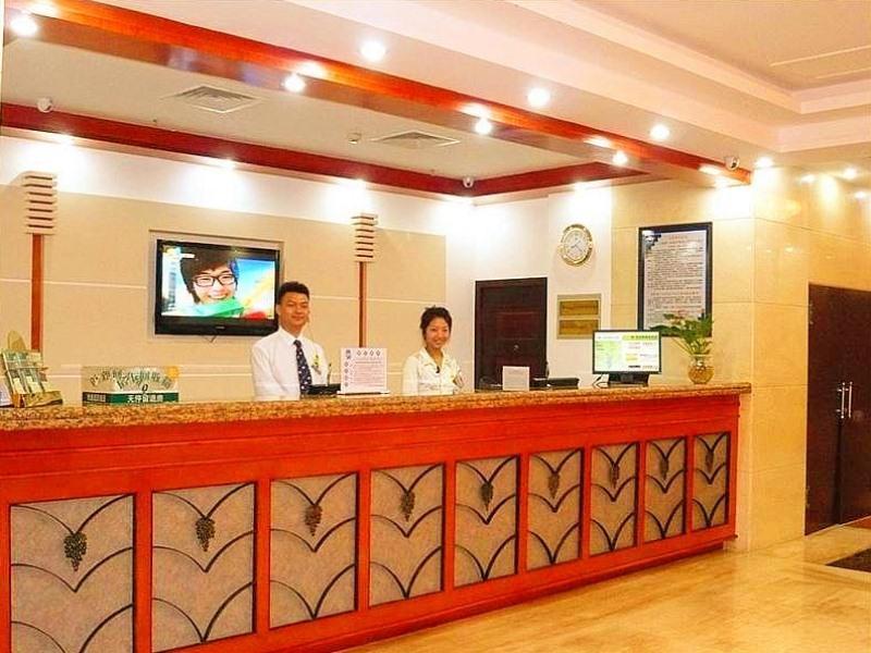 Greentree Inn Liaoning Dalian Wangjia Qiao Business Hotel Экстерьер фото