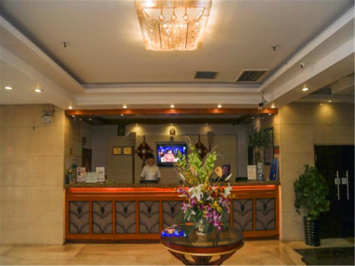 Greentree Inn Liaoning Dalian Wangjia Qiao Business Hotel Экстерьер фото